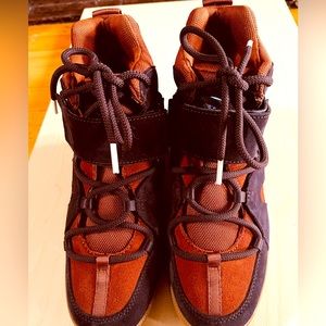 SOREL Women's Out 'N About Sport Wedge Boot 8.5